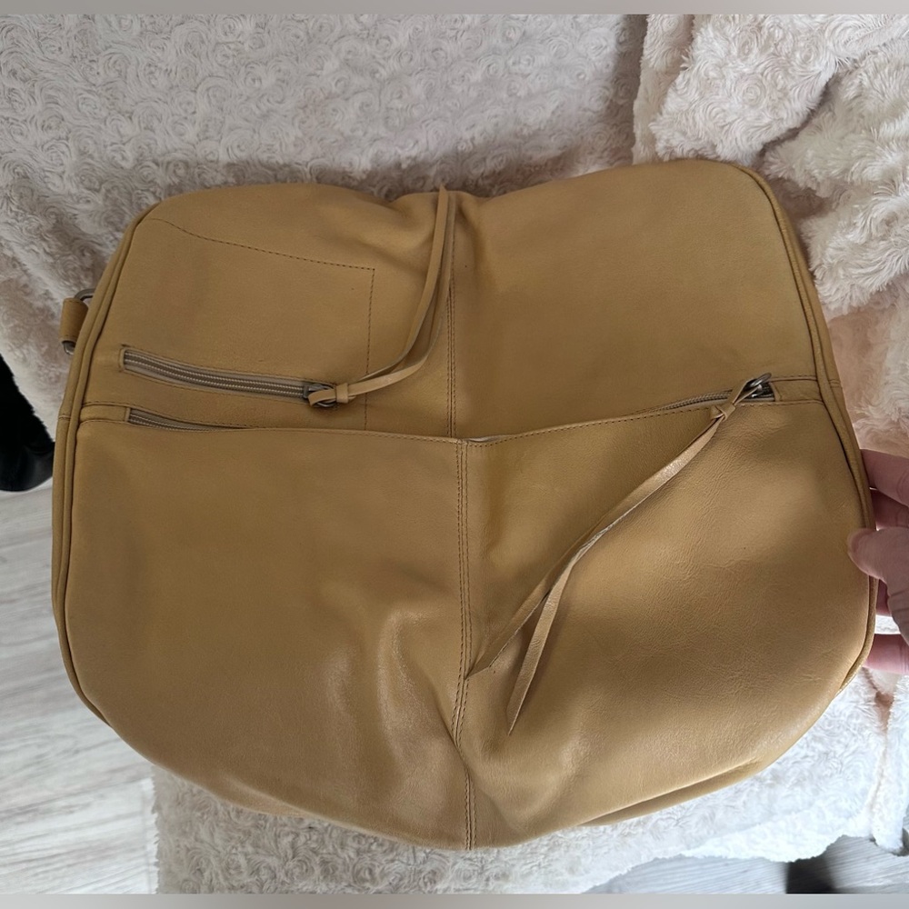 Latico NJ USA Genuine Leather Yellow Zip Closure Tote Bag - Picture 3 of 8